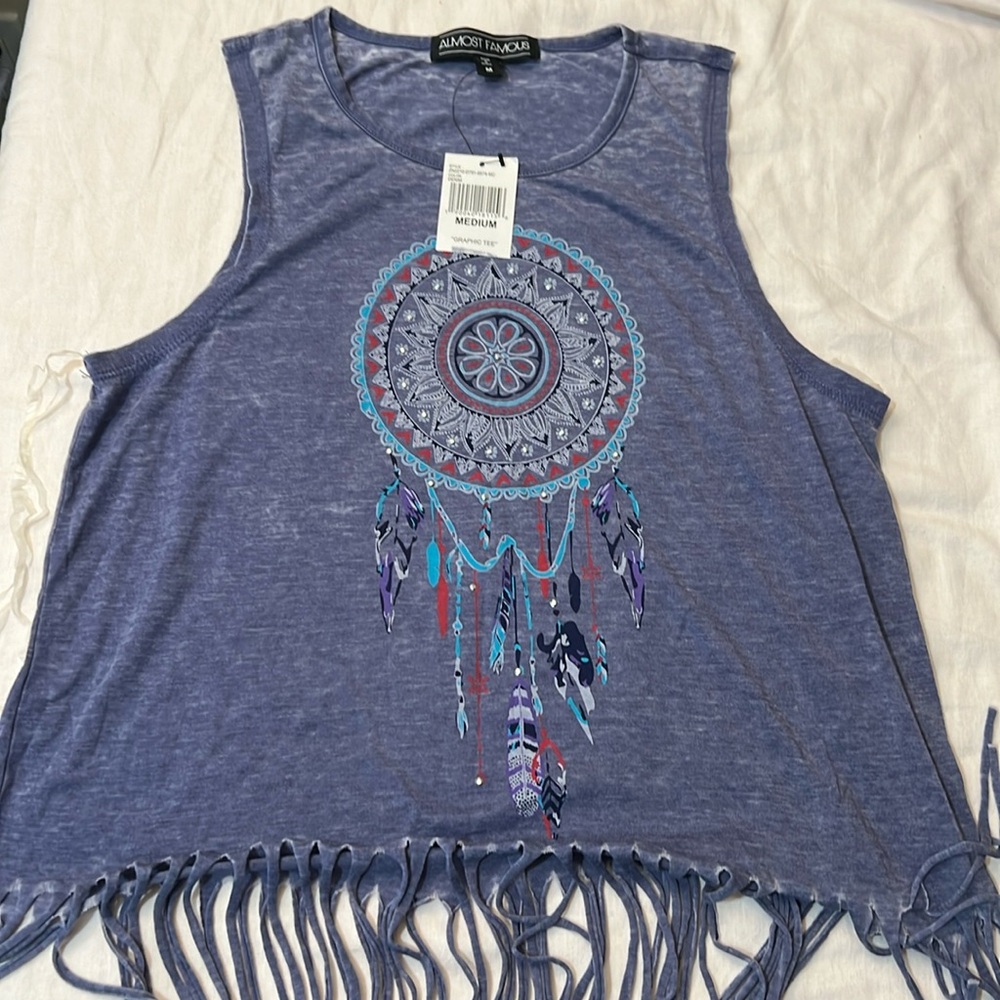 ALMOST FAMOUS TOP SIZE MEDIUM